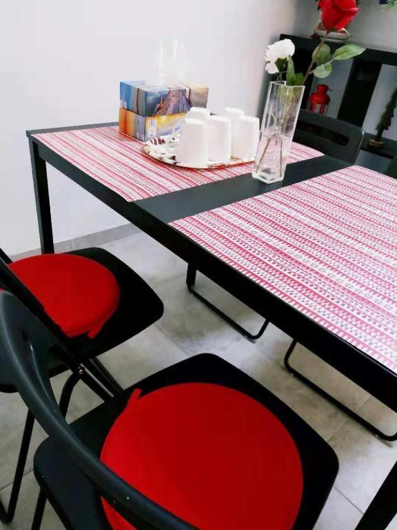 Cozy Rooms With Share The Bathroom And Kitchen Bruxelles Esterno foto